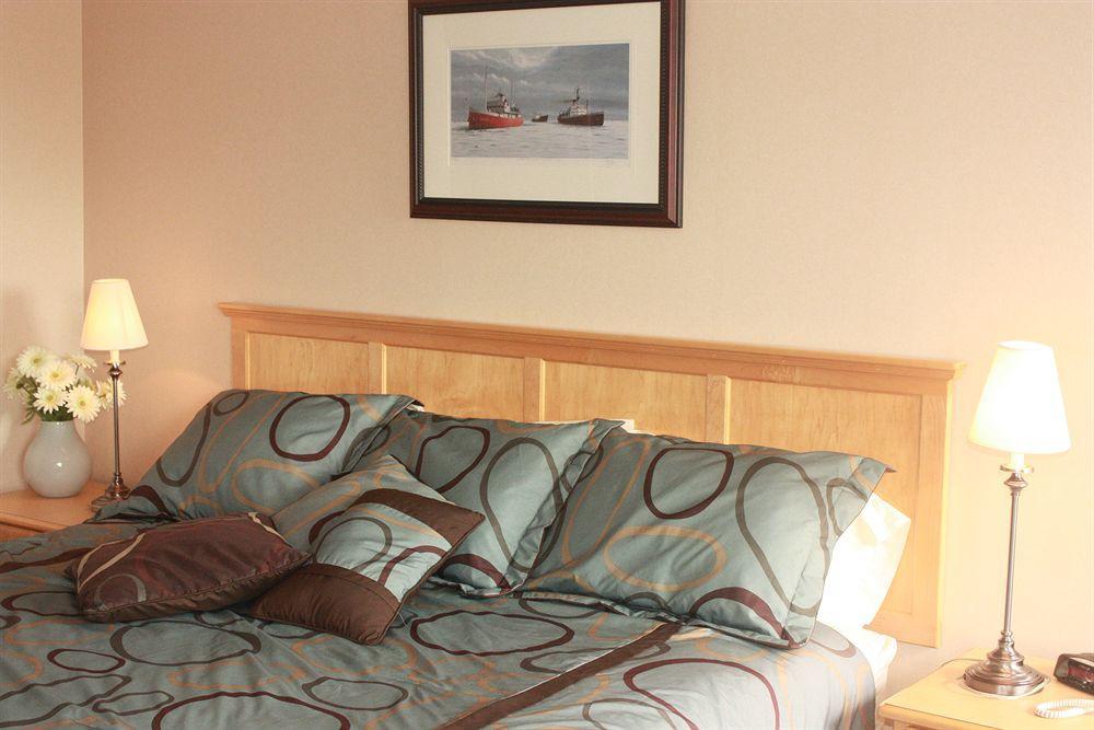 Smugglers Cove Inn Lunenburg Exteriér fotografie